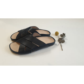 Bul second hand navy leather criss cross sandals with durable rubber soles size 37 Bul preloved second hand clothes 1