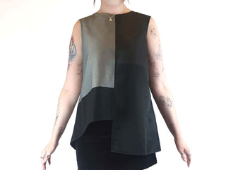 Keegan black and grey unique asymmetrical sleeveless top size L (fits sizes 12-14) Keegan preloved second hand clothes 1