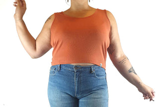 Lucy & Yak cropped orange top size XL Lucy & Yak preloved second hand clothes 1