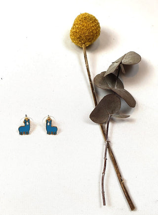 Blue Llama stud earrings Unknown preloved second hand clothes 1