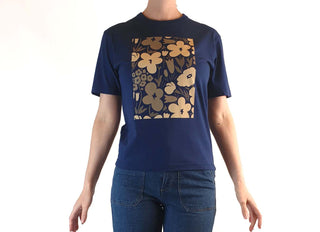 Marimekko x Uniqlo navy tee shirt with unique front print size XXS (best fits size 6) Uniqlo preloved second hand clothes 1