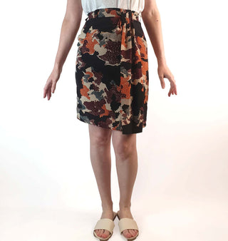 Gorman 100% silk oriental print skirt size 6 Gorman preloved second hand clothes 1