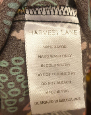 Harvest Lane colourful tee shirt size M / AU12 Harvest Lane preloved second hand clothes 9