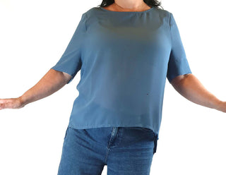 Elk blue semi-sheer top with tee shirt length sleeves size XL (best fits size 16) Elk preloved second hand clothes 1