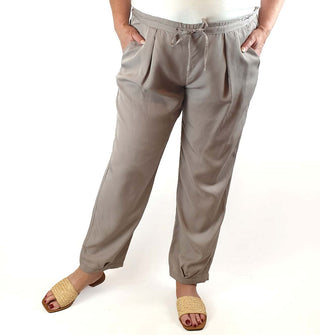 Elk faun/light brown tencel drawstring pants size XL (best fits size 16) Elk preloved second hand clothes 3