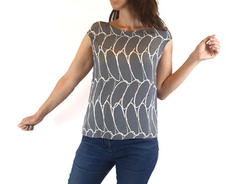 Elk grey print cap sleeve top size XS (fits 6-8) Elk preloved second hand clothes 1