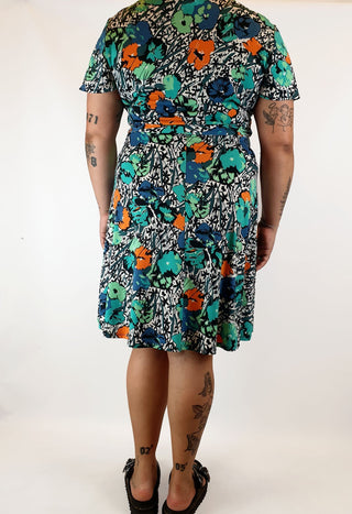 Leona Edminston green-based floral print dress size 16 Leona Edminston preloved second hand clothes 5