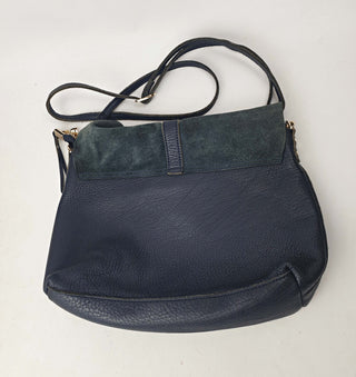 Navy leather bag with blue suede front detail Unknown preloved second hand clothes 10