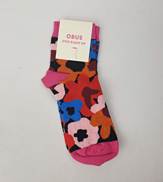 Obus pink-based "force of nature" socks Obus preloved second hand clothes 1