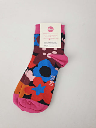 Obus pink-based "force of nature" socks Obus preloved second hand clothes 4